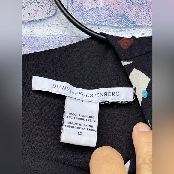 Diane Von Furstenberg black silk long sleeve dress size 12 pop art - Picture 7 of 10